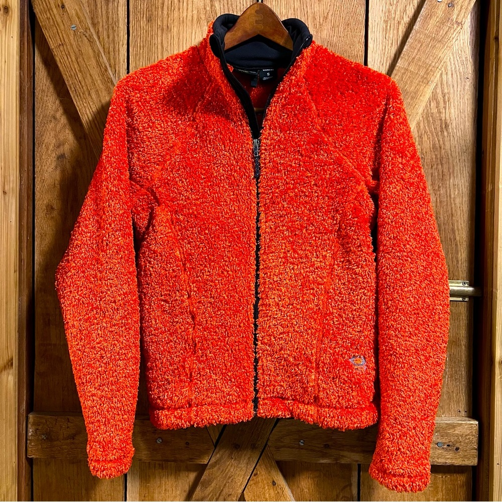 🍑MOUNTAIN HARDWARE Women’s Size SM Orange Fuzzy Winter Fleece Jacket